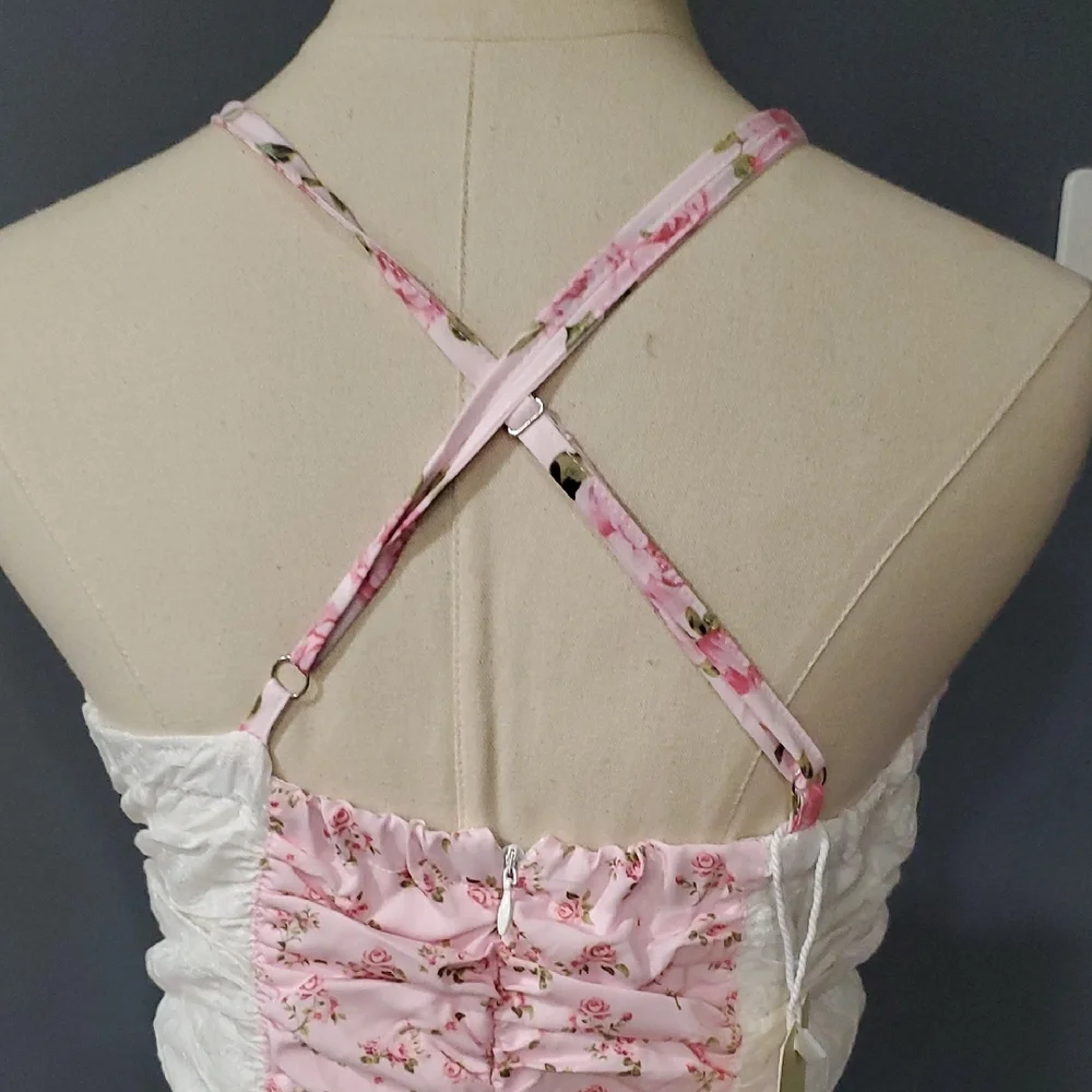Ebossy Pink and White Barbiecor Floral Cottagecore  Halter Dress Size S - Picture 5 of 15